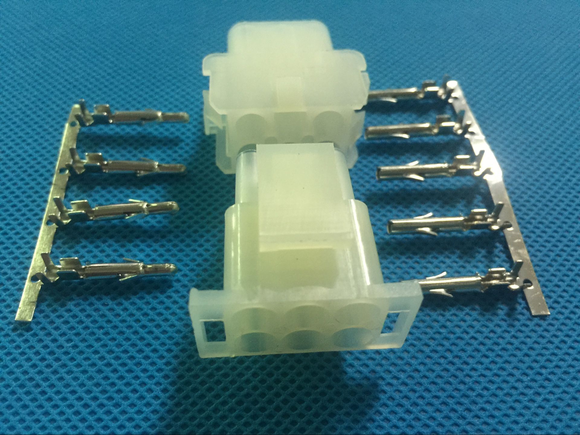 大電流連接器 大電流連接器