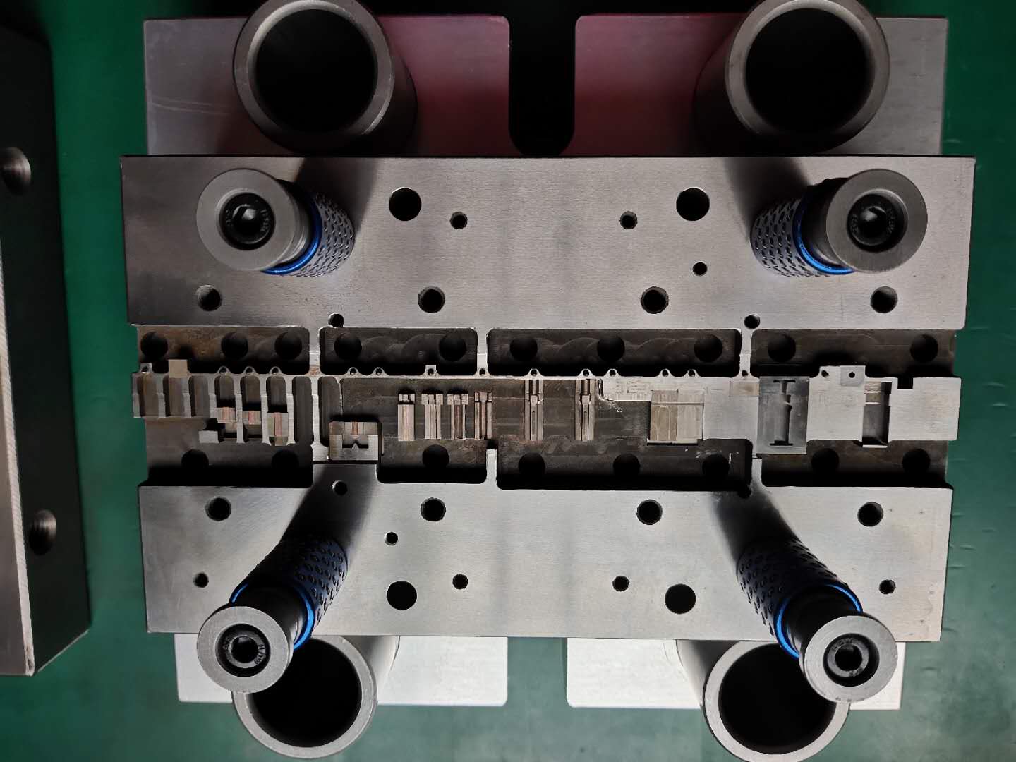 端子模具 端子模具