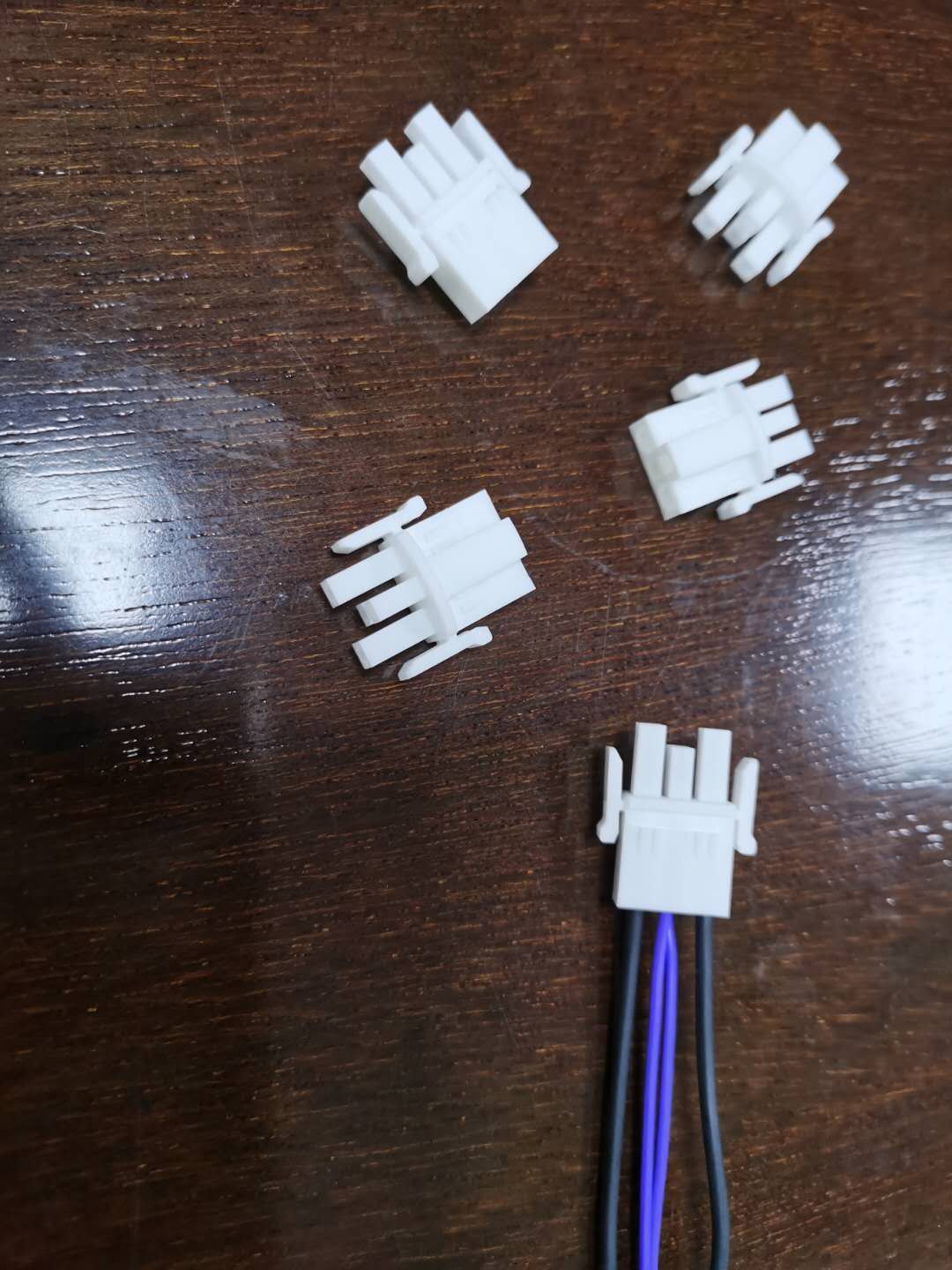 定制化連接器 定制化連接器