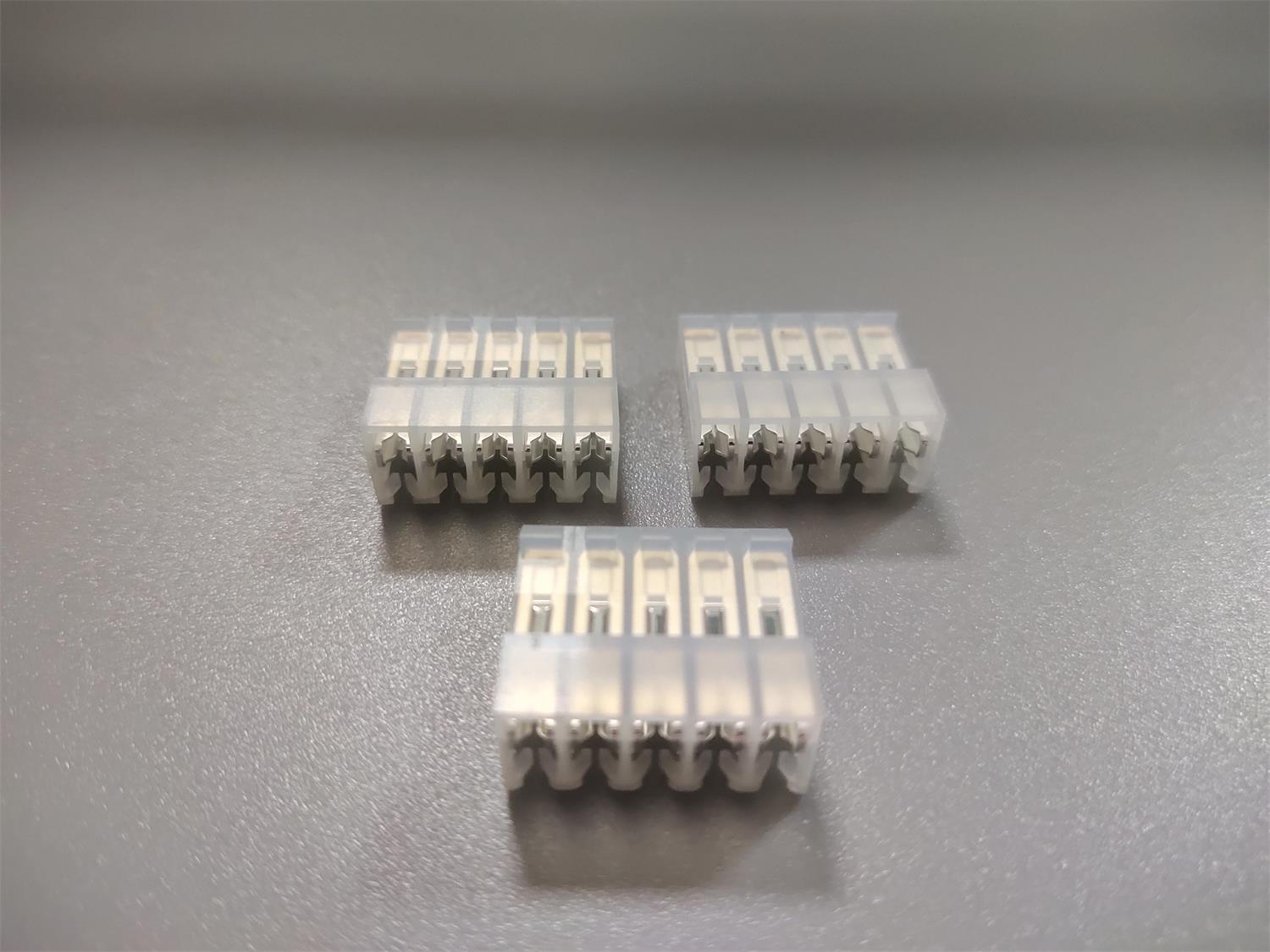 伺服機刺破連接器 伺服機刺破連接器